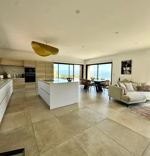 Somptueuse D’architecte Avec Vue